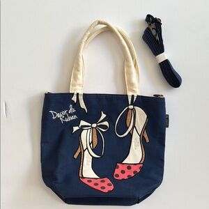 Mis Zapatos Tote Bag with strap